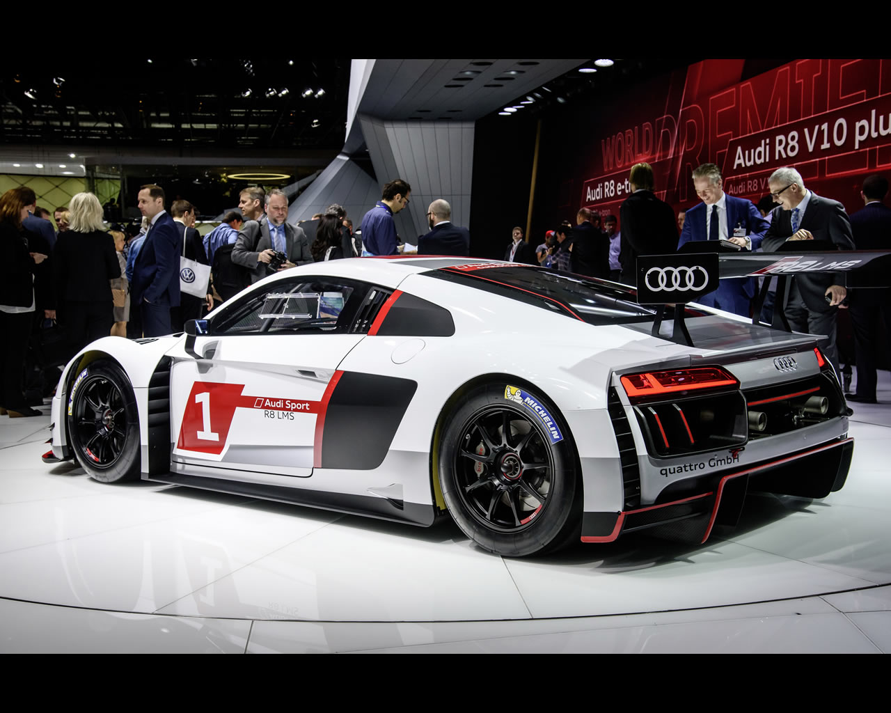Audi R8 V10, R8 V10 plus, R8 electric etron and motorsport R8 LMS 2015
